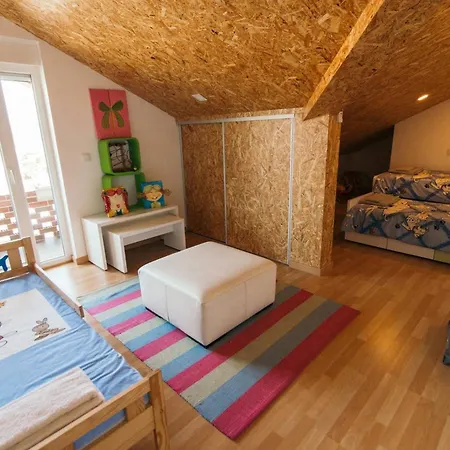 Ferienhaus Charming House In With Garden View *