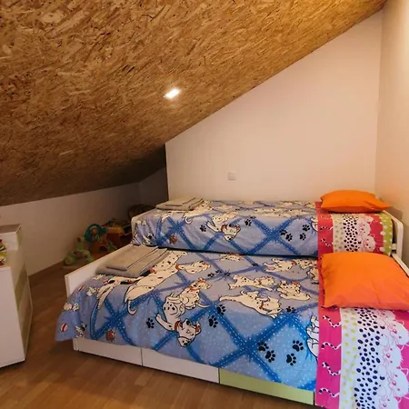 Charming House In With Garden View Ferienhaus Ponte de Vagos