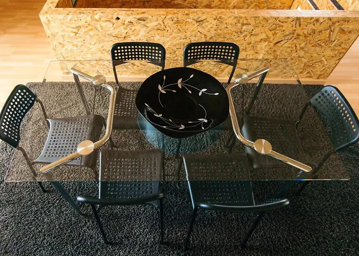 Dom wakacyjny Charming House In With Garden View *