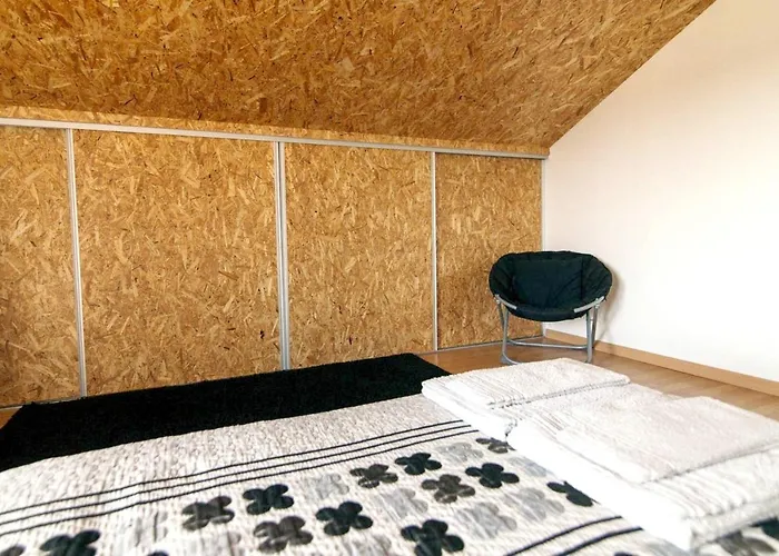 Dom wakacyjny Charming House In With Garden View Ponte de Vagos