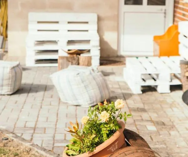 Charming House In With Garden View